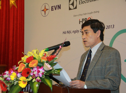 Ông Lê Dương Quang, Thứ trưởng Bộ Công Thương phát biểu khai mạc chiến dịch Giờ Trái Đất 2013
